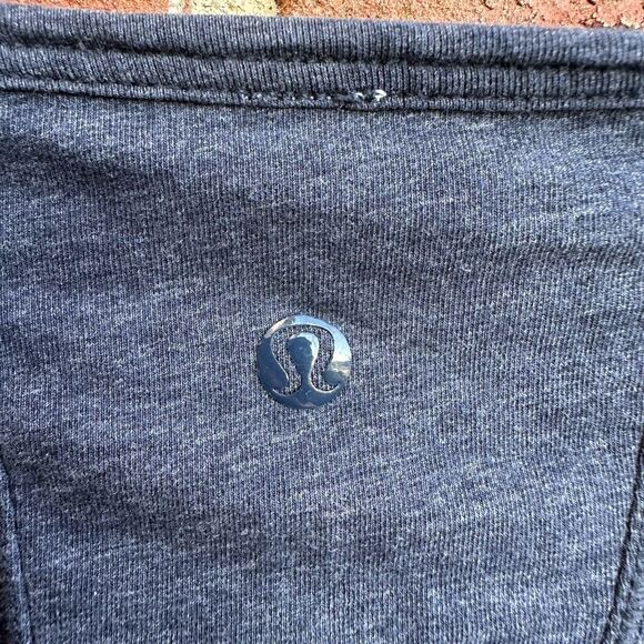 Lululemon Between The Lines Navy Inkwell Snakeskin Desert Longsleeve Shirt Sz 6 - Picture 6 of 7